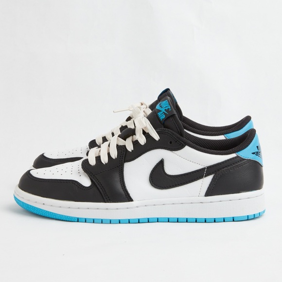 Nike Air Jordan 1 Retro Low OG - Picture 6 of 10